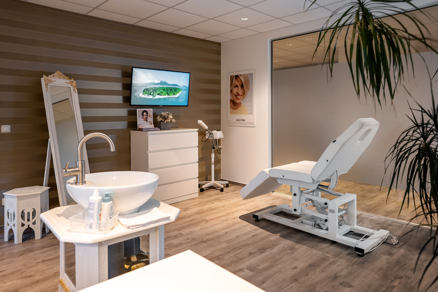 Empfang und Wartebereich im Friseursalon