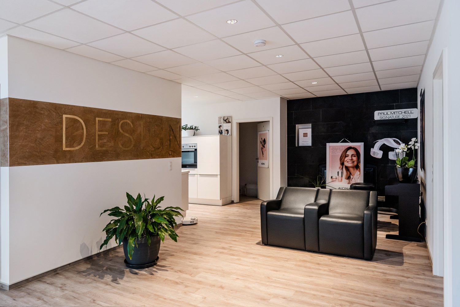 Stylingbereich im Friseursalon